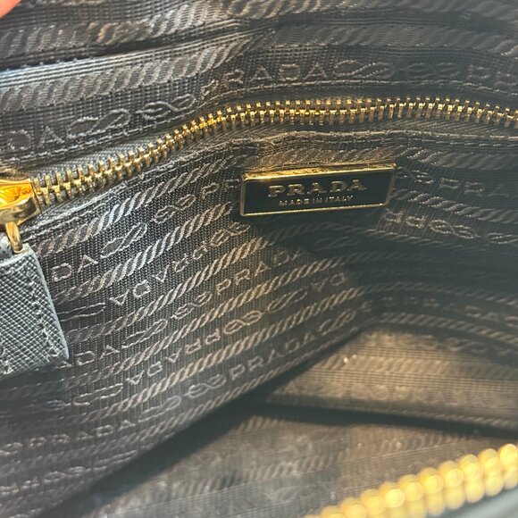 Prada Re-Edition 1995 Chaîne Re-Nylon tote bag - Picture 3 of 4